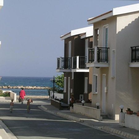 Philippou Beach Villas & Apartments ラルナカ エクステリア 写真