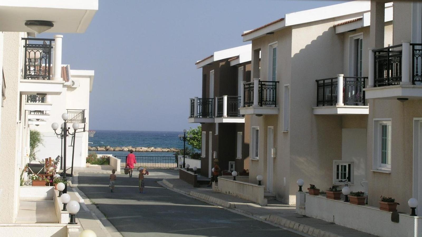 Philippou Beach Villas & Apartments ラルナカ エクステリア 写真